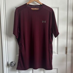 Under Armour Men's Burgundy Short Sleeve Tee